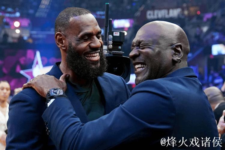 詹姆斯支持者与乔丹拥趸争论不休 詹姆斯支持者与乔丹拥趸争论不休